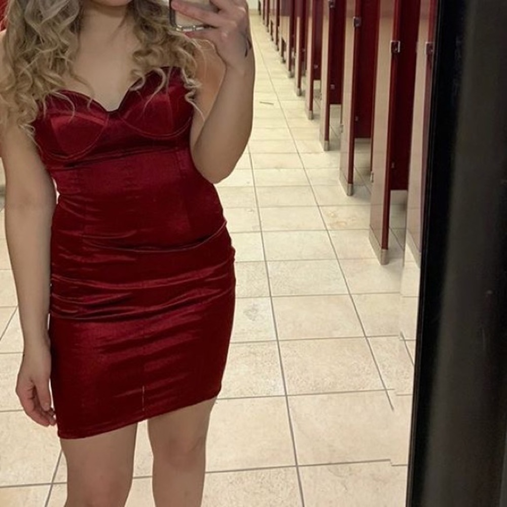 Mini dress - Picture 2 of 2